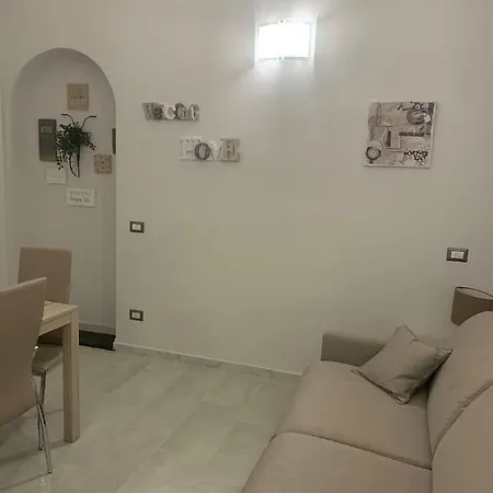 Daire Holidays In Rhome Roma